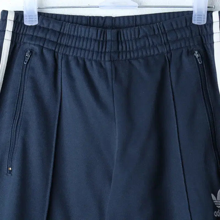 [BUNJANG] Adidas Europa Navy Training Pants / (S-M) 아디다스 트레이닝복 바지 유로파 네이비 에이징-254B