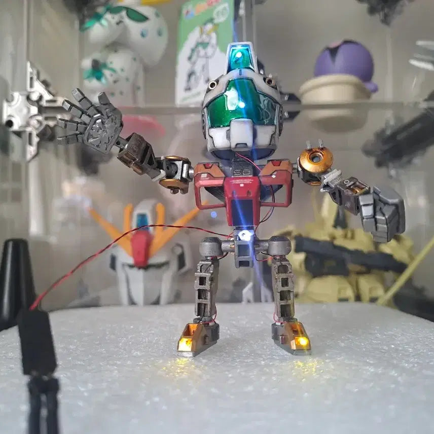 [BUNJANG] Bandai SD Gundam Jim Full-Painted LED Modified Model Kit / 반다이 프라모델 SD 건담 짐 풀도색, LED 개수작 팝니다