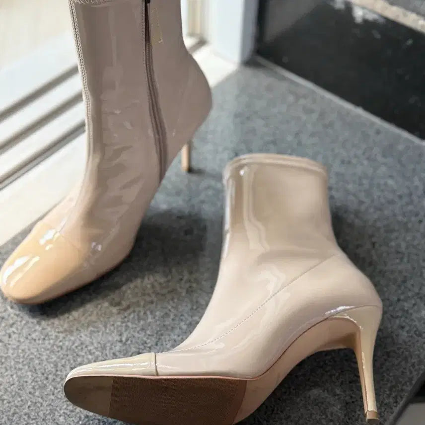 [BUNJANG] The Roland Ankle Boots 245 / 더로랑 앵클부츠 245