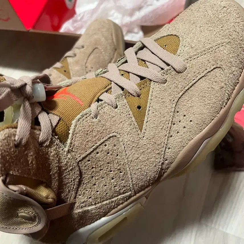 [BUNJANG] Nike Air Jordan 6 Travis Scott British Khaki Sneakers / 나이키 에어조던6 트래비스 스캇 브리티쉬 카키 신발