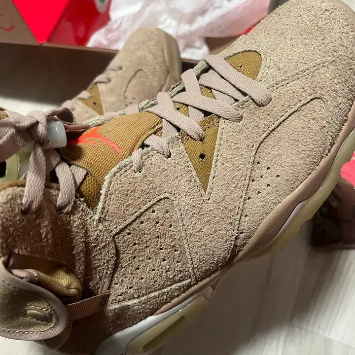 [BUNJANG] Nike Air Jordan 6 Travis Scott British Khaki Sneakers / 나이키 에어조던6 트래비스 스캇 브리티쉬 카키 신발