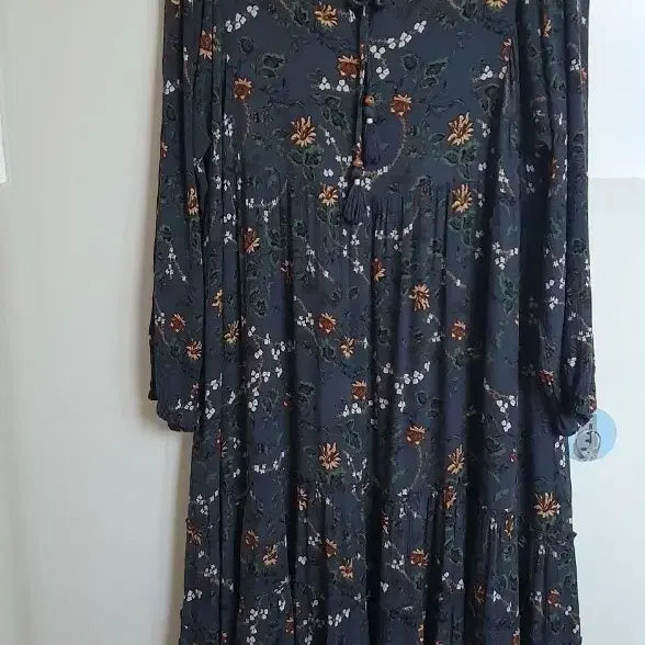 [BUNJANG] Thursday Island Floral Pattern Long Dress / 써스데이아일랜드 원피스