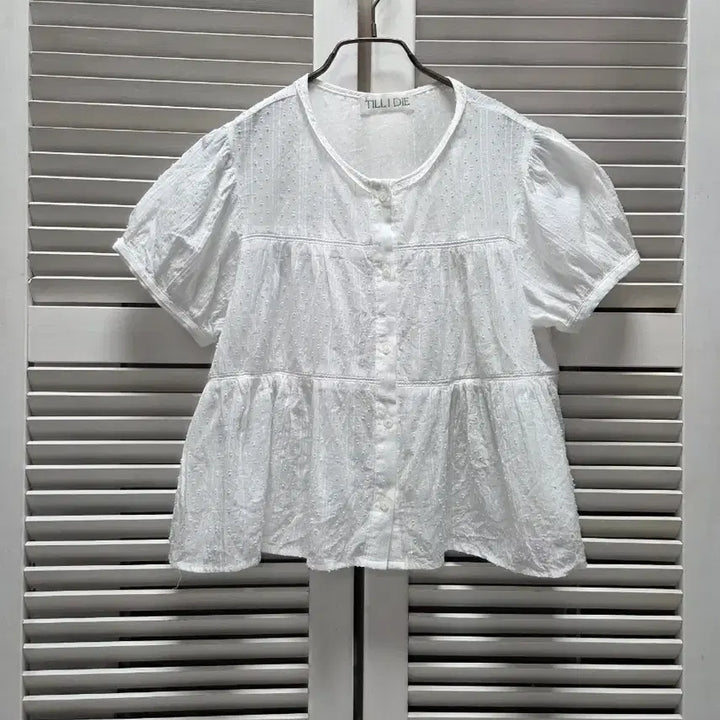 [SOLD OUT] 틸아이다이 블라우스