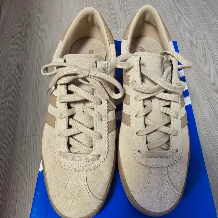 [BUNJANG] Adidas Stadt Magic Beige Sneakers / 아디다스 슈타트 매직 베이지 285