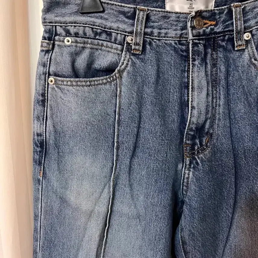 [BUNJANG] LAB101 28-inch Denim Jeans / LAB101 핀턱 데님 청바지 28 남녀공용 거의새것