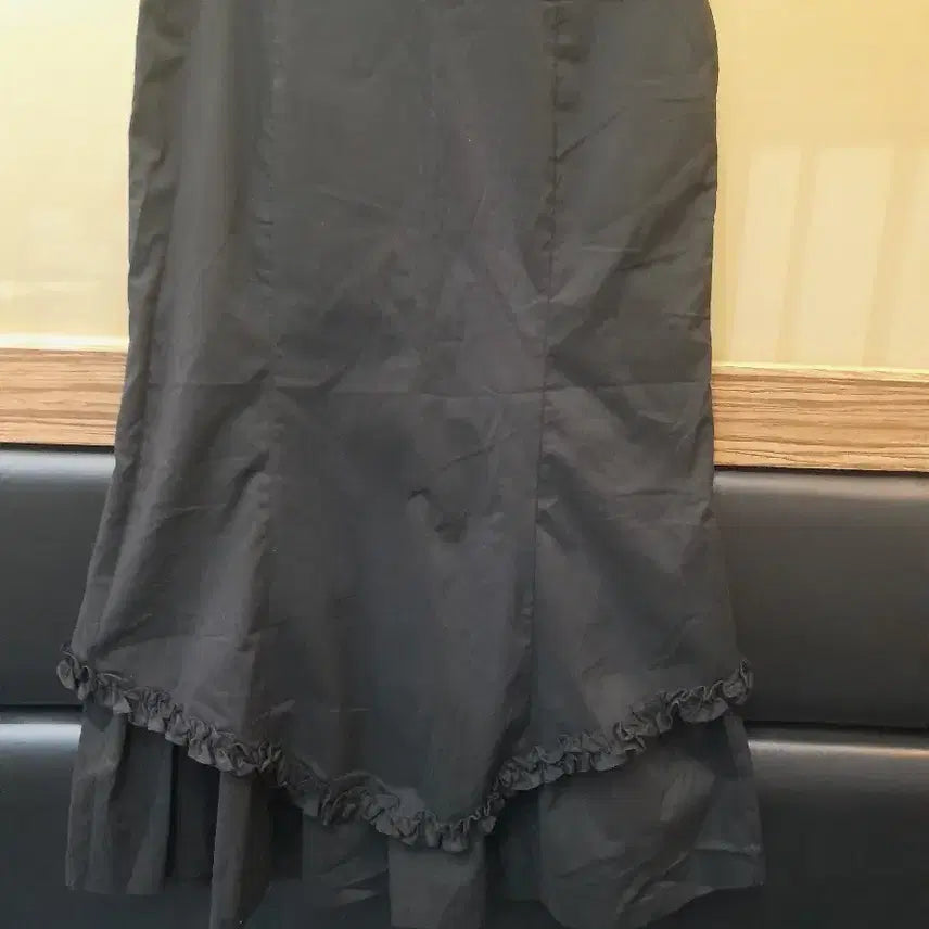 [BUNJANG] Black Frill Trim Long Skirt / 프릴 장식 블랙 스커트