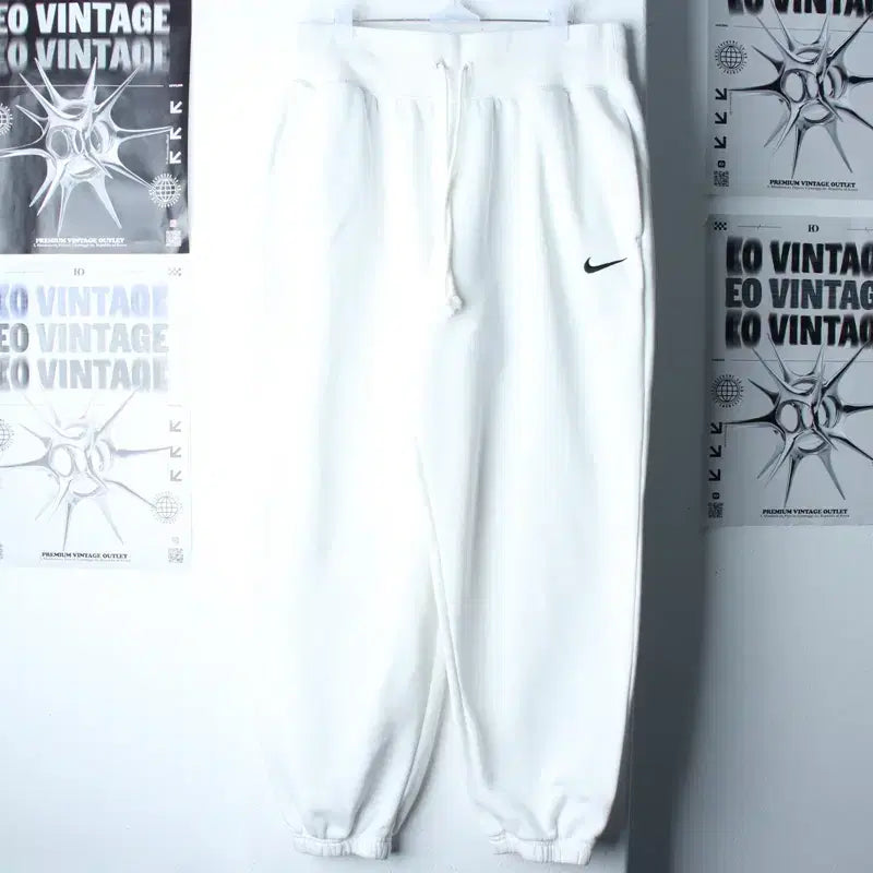 [BUNJANG] Nike Training Pants Wide Fit Jogger / (XL-2XL) 나이키 트레이닝복 바지 와이드핏 화이트 조거-2552