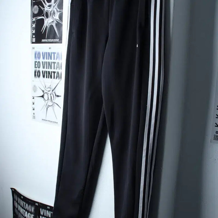 [BUNJANG] Adidas Training Pants Black Old School (L-XL) / (L-XL) 아디다스 트레이닝복 바지 블랙 삼선 올드스쿨-2553