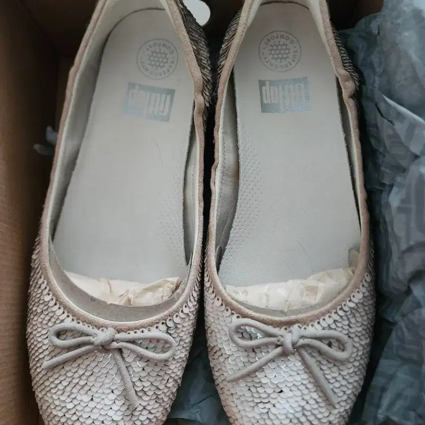 [BUNJANG] Fitflop Sequin Ribbon Flat Shoes / 핏플랍 스팽글 리본 플랫슈즈 250 새상품
