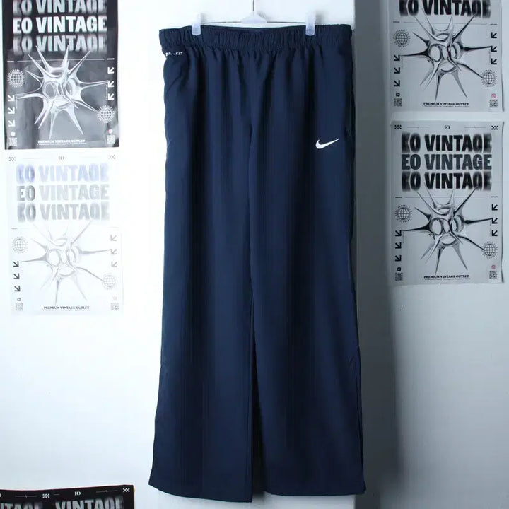 [BUNJANG] Nike Training Pants Navy Wide Leg - 2555 / (L-XL) 나이키 트레이닝복 바지 기능성 네이비 폴리 와이드-2555