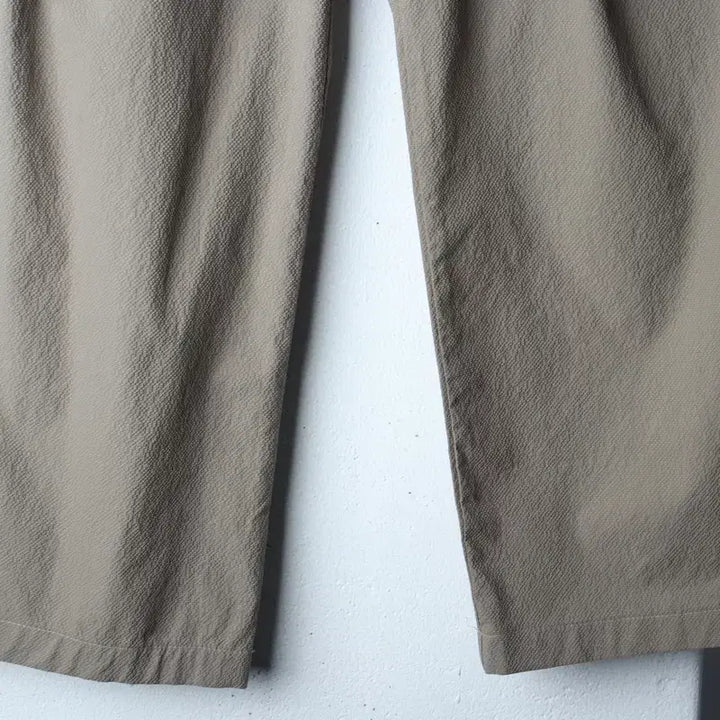 [BUNJANG] Outstanding Training Pants Khaki / (M-L) 아웃스탠딩 트레이닝복 바지 카키 밴딩 여름용 시원-2558