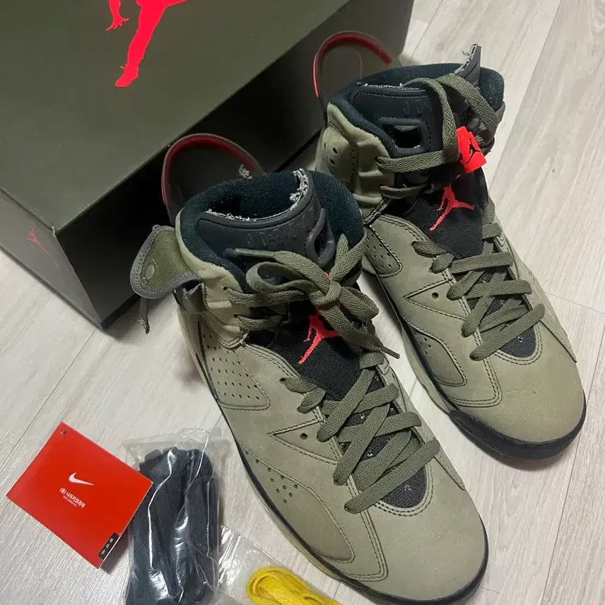 [BUNJANG] Jordan 6 Travis Scott Olive Sneakers / 나이키 조던 6 트래비스 스캇 올리브 260