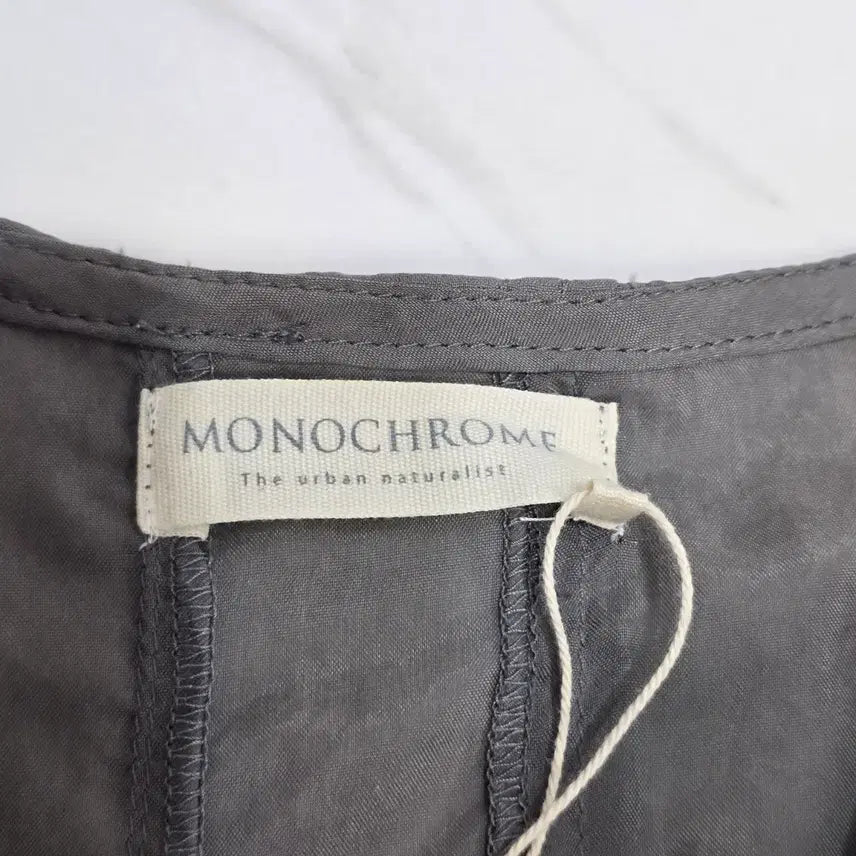 [BUNJANG] Monochrome Charcoal T-shirt / 새 상품) 모노크롬 반팔