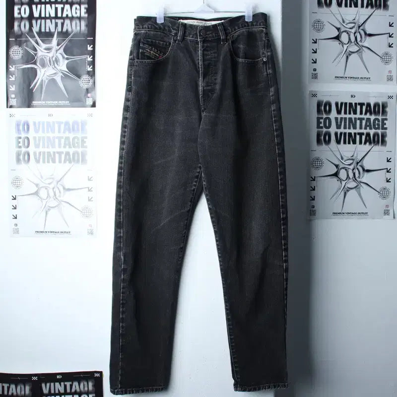 [BUNJANG] Diesel Straight Fit Black Denim Jeans / (XL) 디젤 청바지 데님 흑청 일자핏 이태리-255D