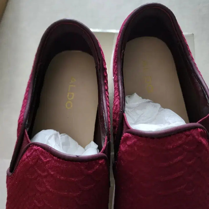 [BUNJANG] ALDO Burgundy Slip-on Sneakers / 알도 버건디 슬립온 스니커즈 250 새상품