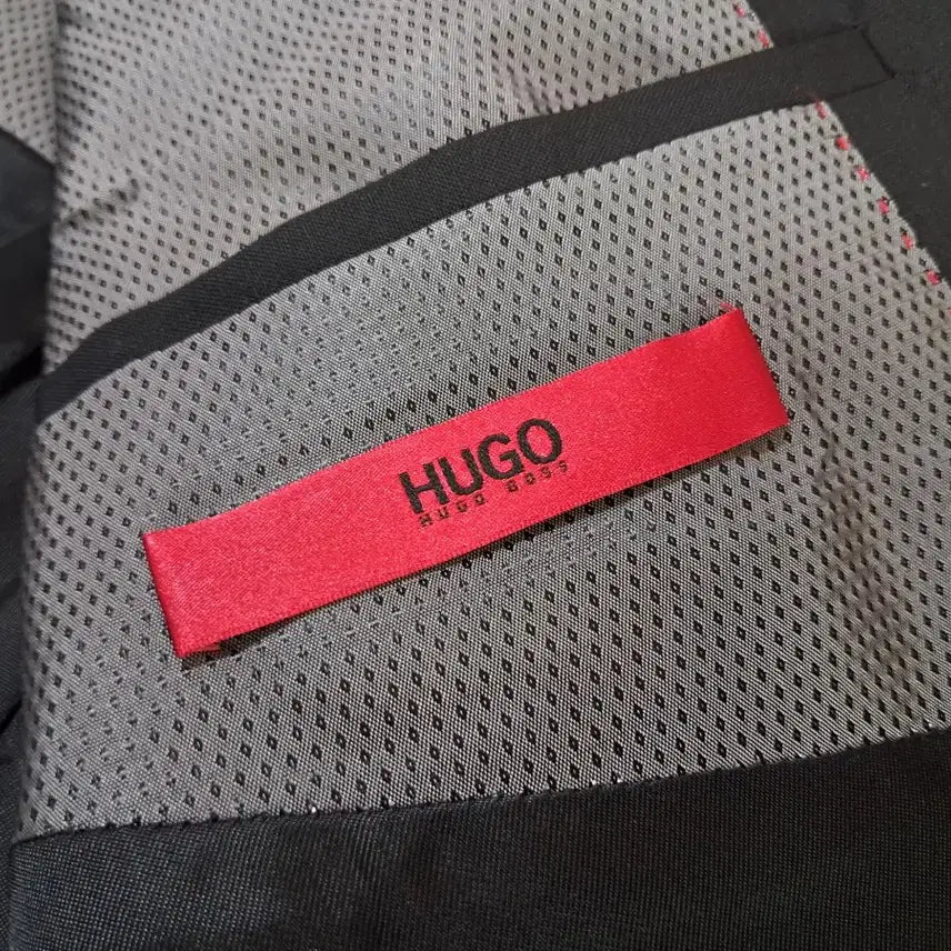 [BUNJANG] Hugo Boss Black Suit Jacket (Size 95) / <명품> 휴고보스 블랙 슈트 자켓 (95사이즈)