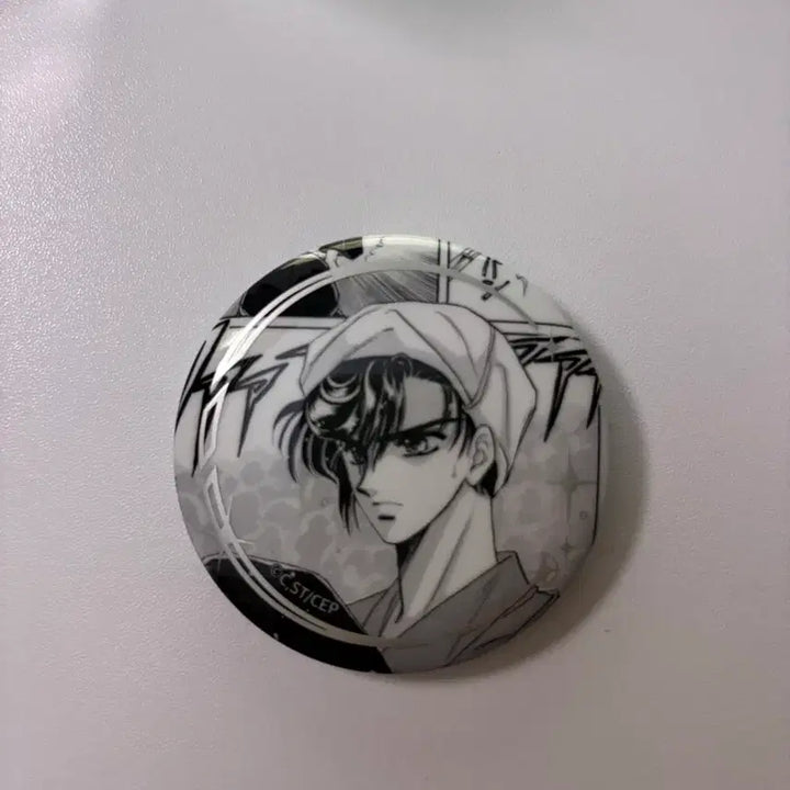 [BUNJANG] CLAMP Exhibition Random Badge / 클램프전 랜덤 뱃지