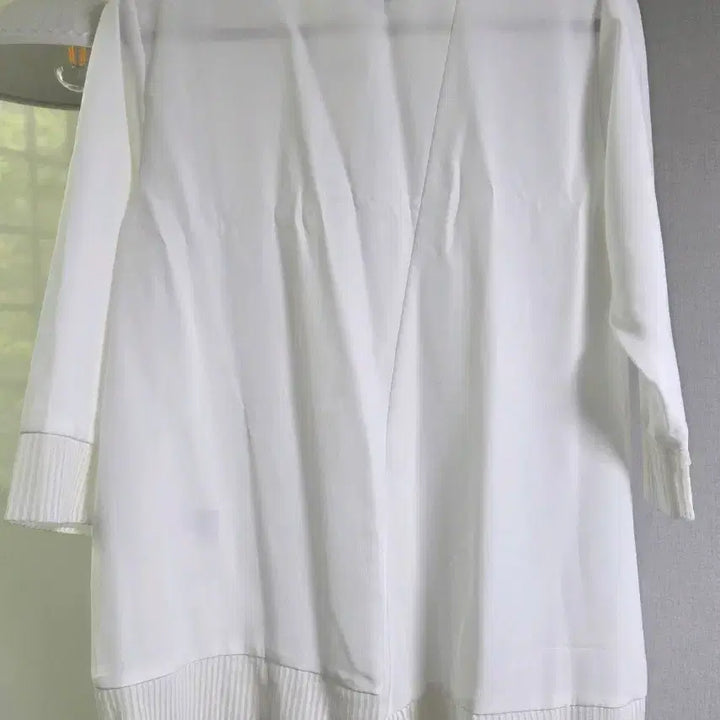 [BUNJANG] J BY White Striped Detail Blouse Size 85 (S) / J BY 화이트 블라우스