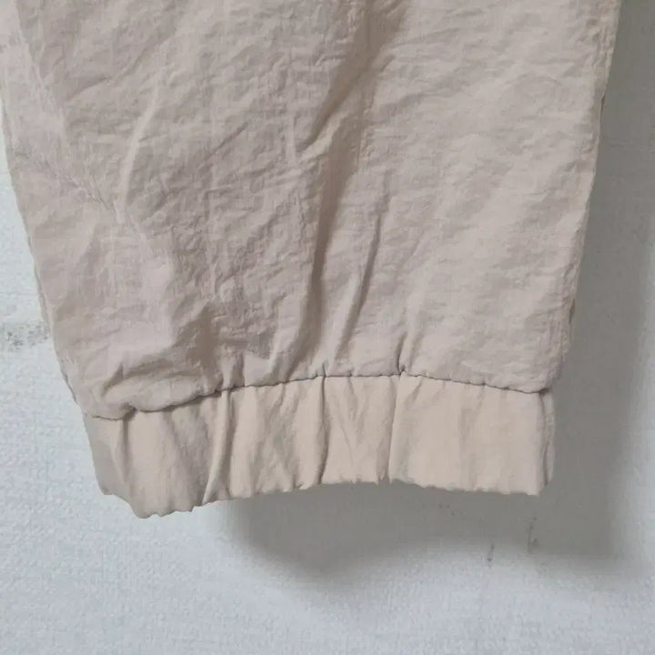 [SOLD OUT] 내셔널지오그래픽 카고 조거 팬츠 베이지