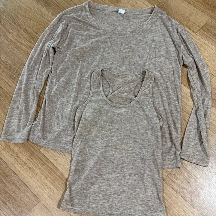 [BUNJANG] Off-Shoulder Long Sleeve and Tank Top Set / 오프숄더 긴팔+나시 코디세트