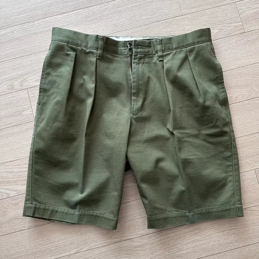 [BUNJANG] Randomwalk Winston Chino Shorts Olive / **오늘까지만 판매** 랜덤워크 반스토머 치노 쇼츠 올리브
