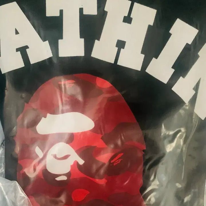 [BUNJANG] BAPE T-shirt White/Black - Sealed / 특가**베이프 반팔 티셔츠 화이트/블랙 미개봉 새상품