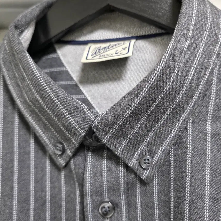 [SOLD OUT] (단순택제거) Karaku 스트라이프 긴팔 셔츠 그레이 L