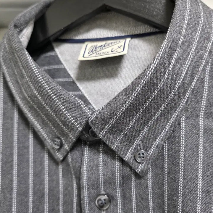 [SOLD OUT] (단순택제거) Karaku 스트라이프 긴팔 셔츠 그레이 L