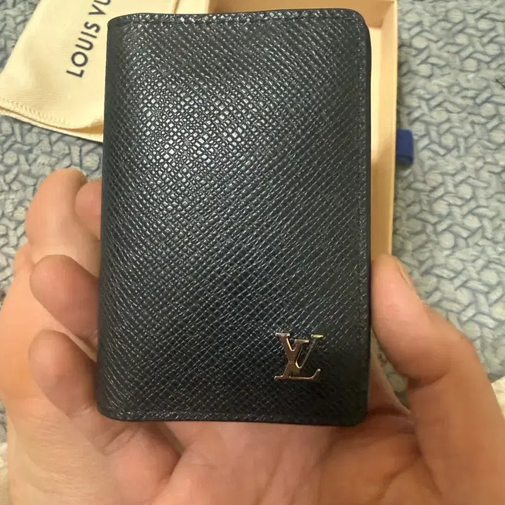 [BUNJANG] Louis Vuitton Taiga Organizer Wallet / 루이비통 타이가 오거나이저