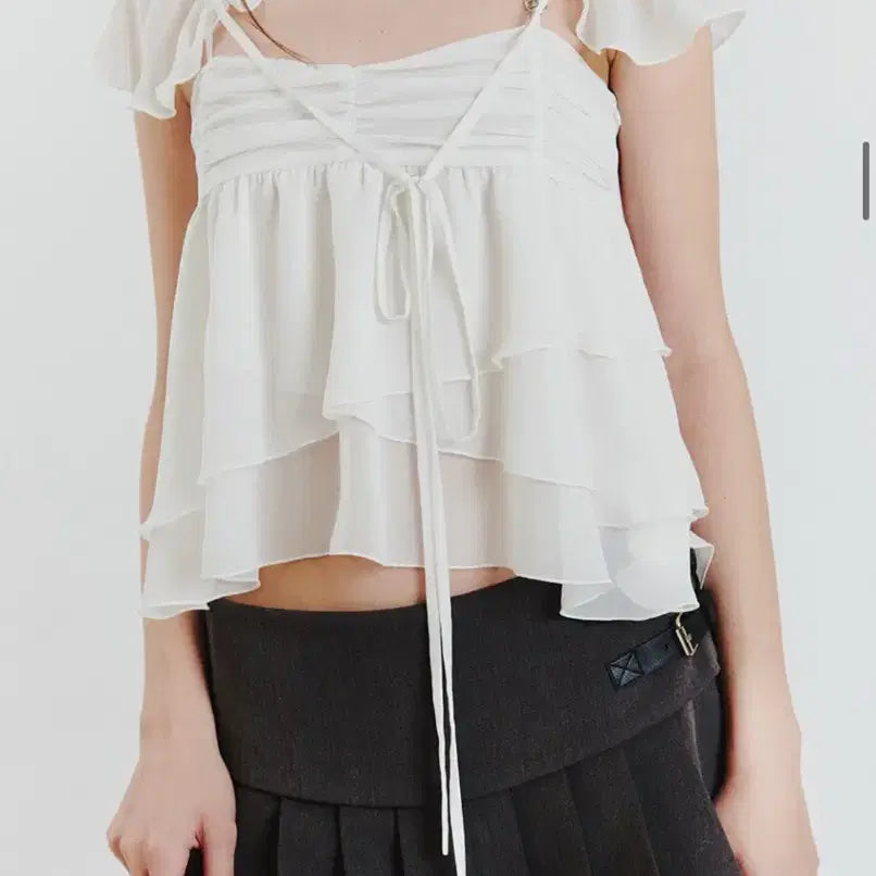 [SOLD OUT] 페인오어플레져 ella cape blouse 엘라 케이프 블라우스