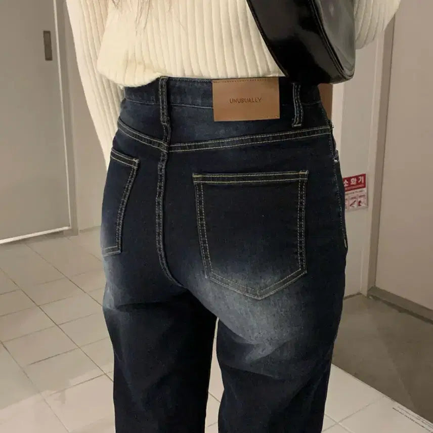 [BUNJANG] Unusually Every Semi Bootcut Denim Dark Blue L / 언유즈얼리 에브리 세미 부츠컷 데님 다크 진청 L 노멀