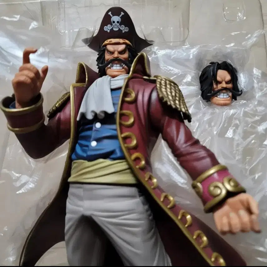 [BUNJANG] POP Gold D. Roger Figure / 원피스) POP 골디 로저 박스O + 서비스