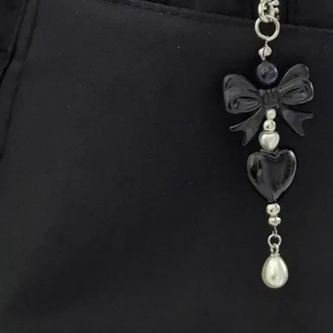 [BUNJANG] Black Ribbon Heart Keyring / 블랙 리본 하트 키링 / 실버 고리 가방 키홀더 / 감성 키링