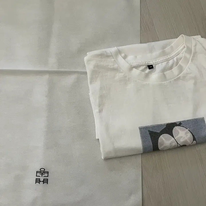 [BUNJANG] Polytelu Capitalist White T-shirt / [3] 폴리테루 캐피탈리스트 화이트 티셔츠