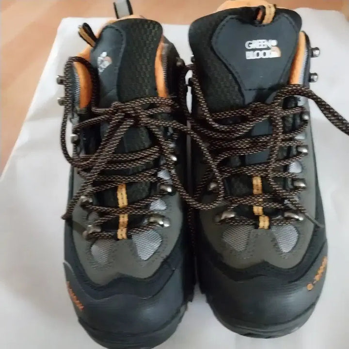 [BUNJANG] Greenblock Hiking Boots Black/Grey / 그린블록 등산화 블랙/그레이