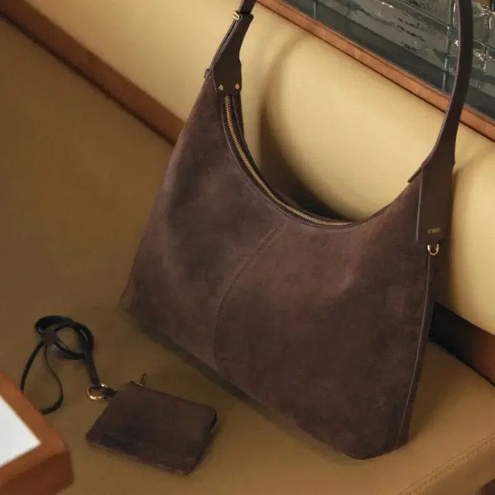 [BUNJANG] Demeriel Veneta Suede Hobo Bag / 드메리엘 베네타 스웨이드 가방