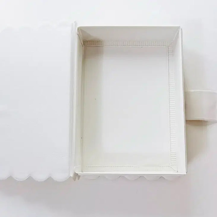 [BUNJANG] Kiki Lala Storage Box / 키키라라파우치 키키라라보관함 키키라라수납 고전키티 고전문구