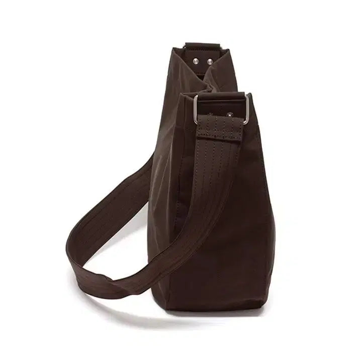 [SOLD OUT] (새상품60%할인)APC 아페쎄 정품 저널 브라운 숄더백