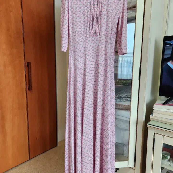 [BUNJANG] Vise Versa Honeybee Pink Maxi Wrap Dress / 바이서우 허니비 핑크 맥시 랩 원피스.      타임. 손정완