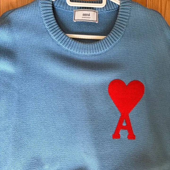[BUNJANG] AMI Sky Blue Heart Logo Knit / 아미 스카이 블루 하트 로고 니트