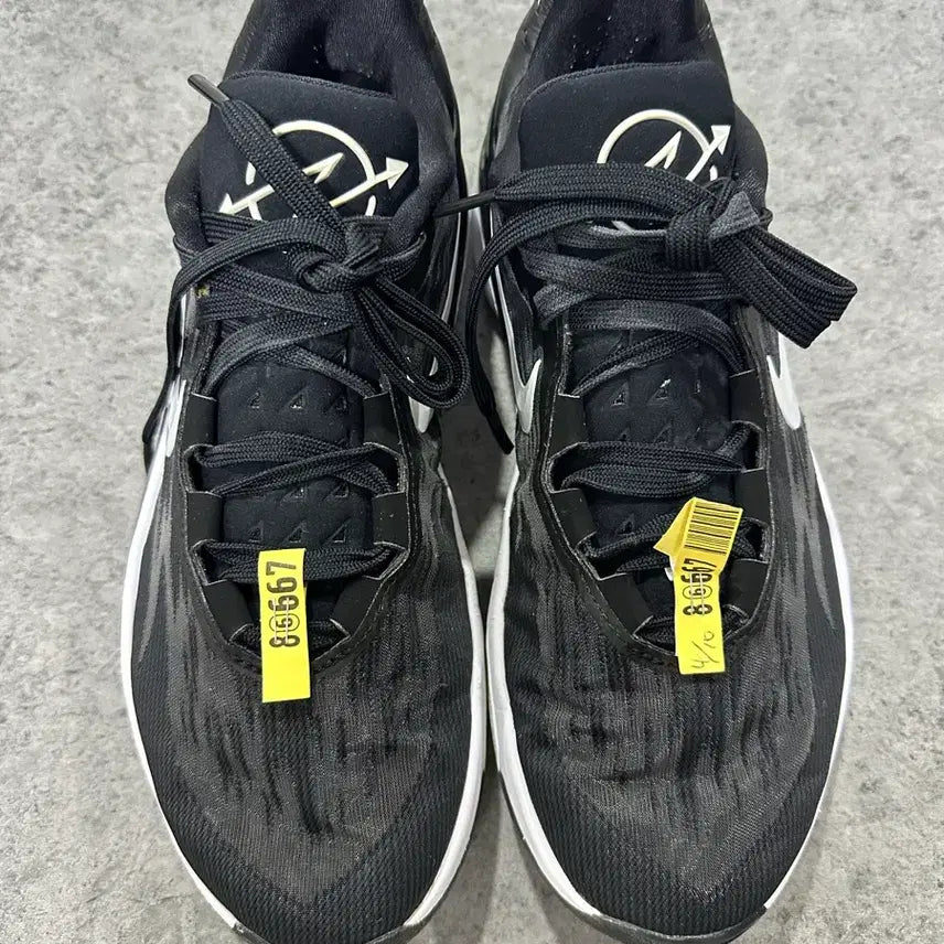 [BUNJANG] Nike GT Cut 2 Basketball Shoes / [팝니다] 나이키 농구화 지티컷2, 270mm (농민화), 배드민턴화.