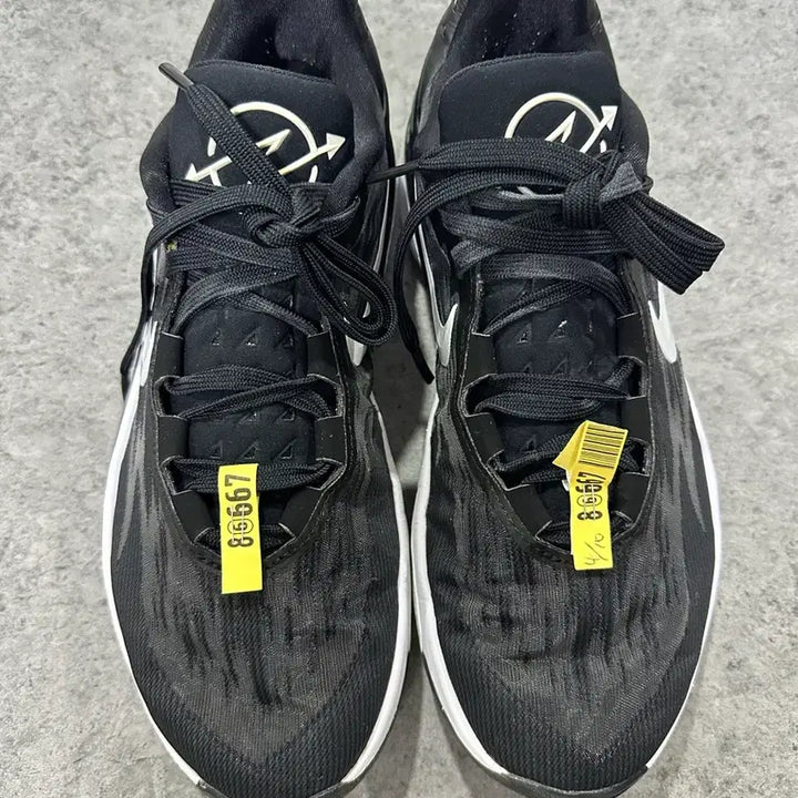 [BUNJANG] Nike GT Cut 2 Basketball Shoes / [팝니다] 나이키 농구화 지티컷2, 270mm (농민화), 배드민턴화.