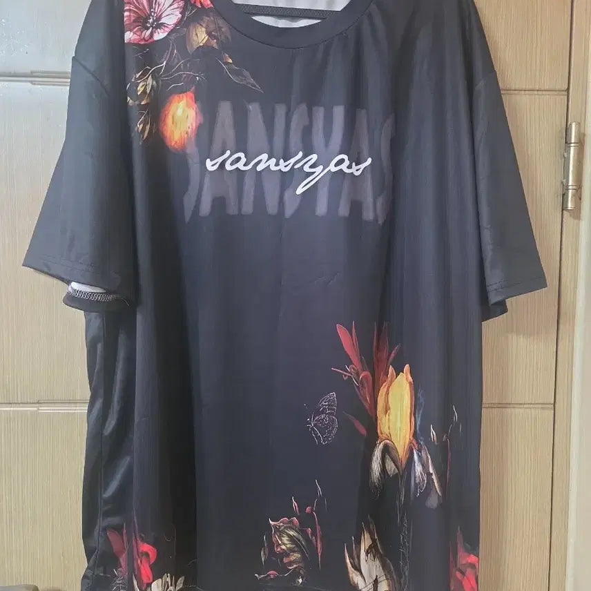 [BUNJANG] Plus Size Printed T-Shirts (Bundle Set) - Black / 플러스사이즈 프린팅 박스티 2종 일괄 (새제품)