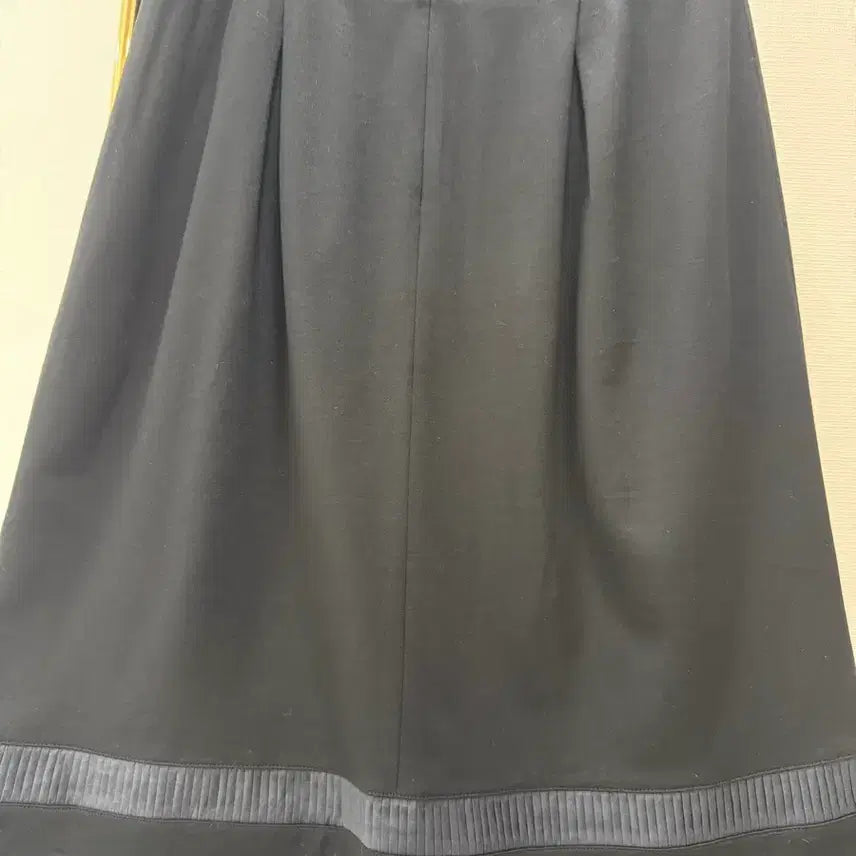 [BUNJANG] Burberry London A-Line Midi Skirt / 버버리 런던 A라인 미디스커트