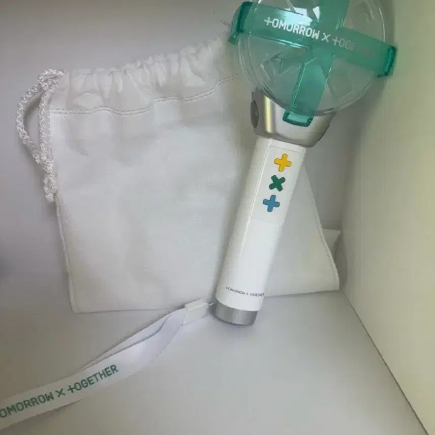 [BUNJANG] TXT (Tomorrow X Together) Official Light Stick Ver. 1 / 투바투 응원봉 official light stick 버전1 판매