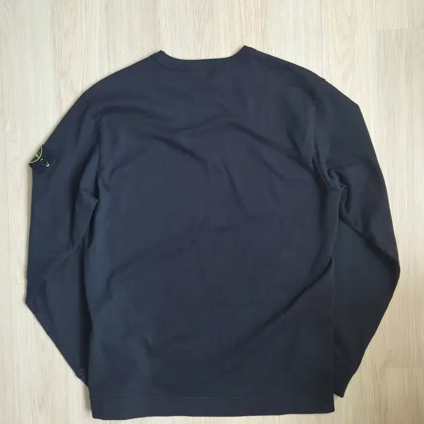 [SOLD OUT] 스톤아일랜드 맨투맨 블랙 s
