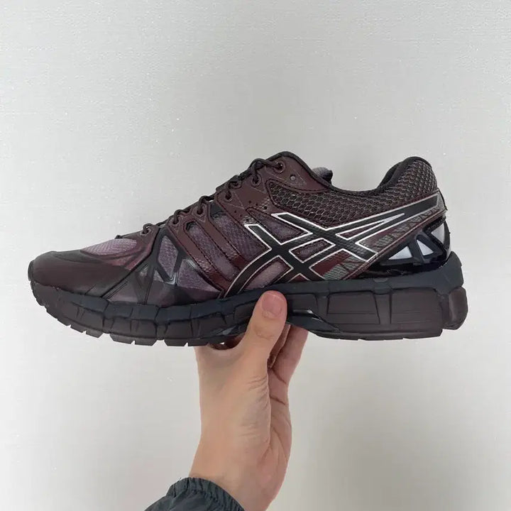[BUNJANG] ASICS x Unaffected GEL-KAYANO 20 Dark Cherry Running Shoes (270mm) / 아식스 x 언어펙티드 젤 카야노 20 다크체리 270mm 박스포함 새상품