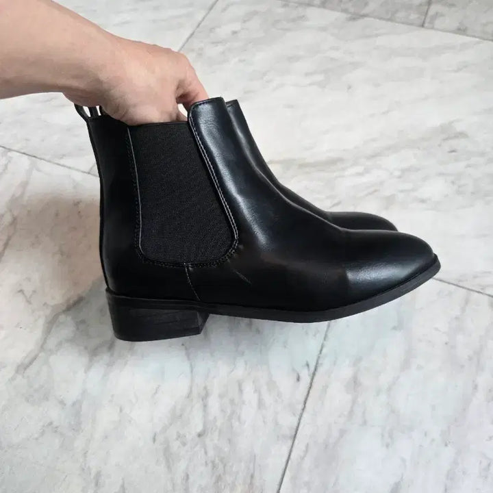 [BUNJANG] Black Chelsea Boots 235 / 블랙 첼시 부츠 235