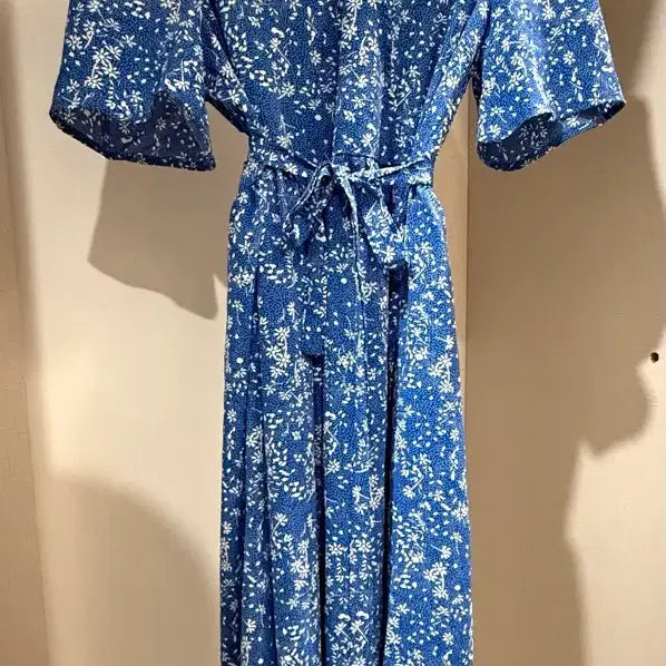 [BUNJANG] V-Neck Floral Wrap Long Dress - Blue / 브이넥 플라워 랩 롱원피스 블루