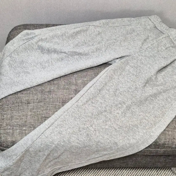 [BUNJANG] Dimitri Black Curved Sweat Pants / 디미트리블랙 커브드 스웻 팬츠
